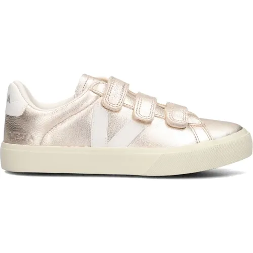 Sneakers, female, , Size: 7 US Gold Recife Low-Top Womens Sneakers - Veja - Modalova