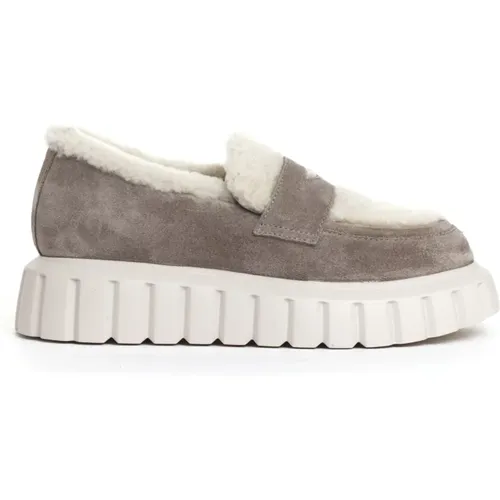Loafers, female, , Size: 9 US Grenelle MOK FUR - Suede and wool mocassins - Voile blanche - Modalova