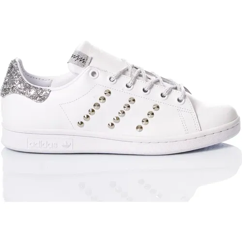 Handgefertigte Silber Weiße Sneakers , Damen, Größe: 39 1/3 EU - Adidas - Modalova
