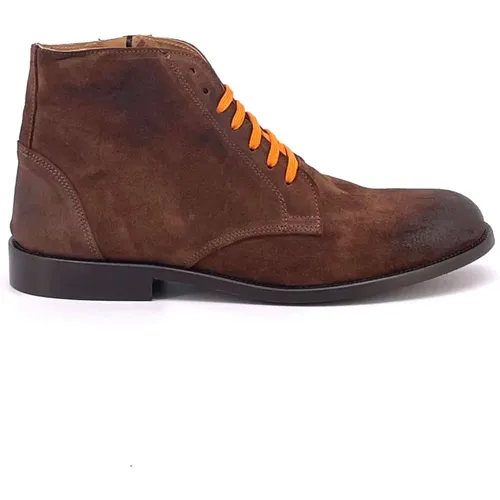 Braune Wildlederstiefel - Duca di Morrone - Modalova