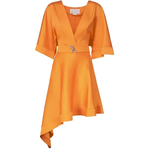 Korallfarbenes V-Ausschnitt Kleid mit Gürtel,Summer Dresses,Asymmetrisches Kleid mit Kristallverzierung - Genny - Modalova