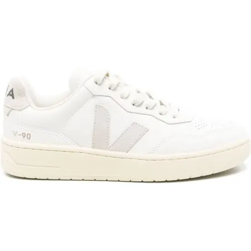 V90 Leather Sneakers , male, Sizes: 4 UK, 7 UK, 12 UK, 3 UK, 10 UK, 2 UK, 11 UK, 6 UK - Veja - Modalova