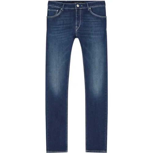 Classic Denim Jeans for Everyday Wear , male, Sizes: W33, W36, W30, W34, W32, W31 - Hand Picked - Modalova