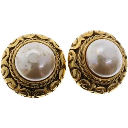 Pre-owned Jewellery, female, , Size: ONE SIZE Pre-owned Gold Metal Earrings - Chanel Vintage - Modalova