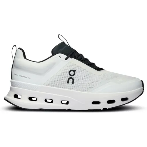 Cloudnova Sneakers with Exceptional Grip , female, Sizes: 3 1/2 UK, 4 1/2 UK, 7 1/2 UK, 7 UK, 8 UK, 4 UK, 3 UK, 5 1/2 UK, 5 UK - ON Running - Modalova