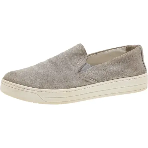 Pre-owned Flats, female, , Size: 7 US Pre-owned Suede sneakers - Prada Vintage - Modalova