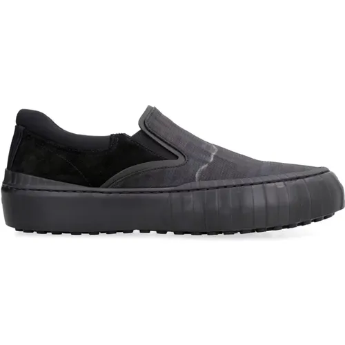 Leather Slip-On Sneakers , male, Sizes: 7 UK, 5 UK, 8 UK, 6 UK - Fendi - Modalova