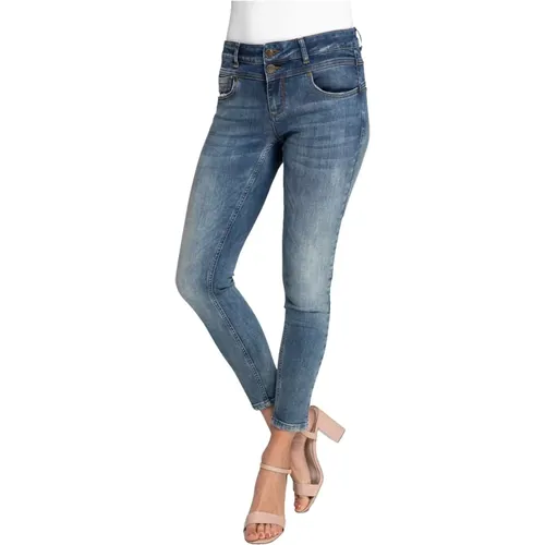 Skinny Jeans Kela , female, Sizes: W24, W31, W26, W28, W27, W29, W32, W30 - Zhrill - Modalova