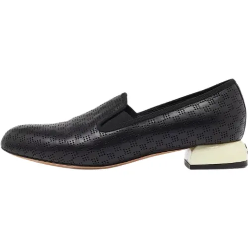 Pre-owned Flats, female, , Size: 8 1/2 US Pre-owned Leather flats - Chanel Vintage - Modalova