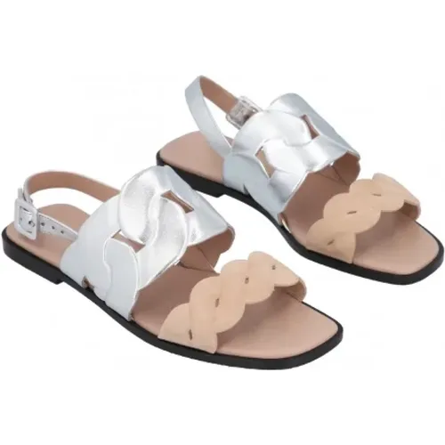 Pre-owned Fabric sandals , female, Sizes: 5 1/2 UK - Hermès Vintage - Modalova