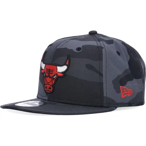 Caps, male, , Size: M Chicago Bulls Camo Flat Brim Cap - new era - Modalova