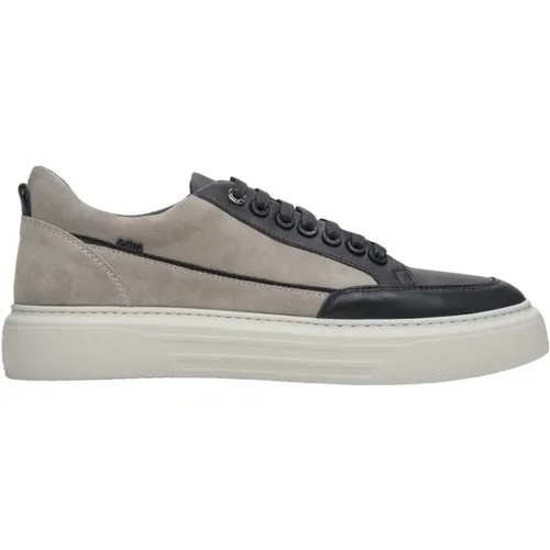 Sneakers, male, , Size: 8 US Men`s Grey & Black Velour Low-Top Sneakers Er00113449 - Estro - Modalova