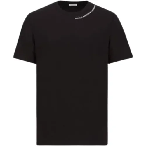 Classic T-shirt for City and Outdoors , male, Sizes: S - Moncler - Modalova