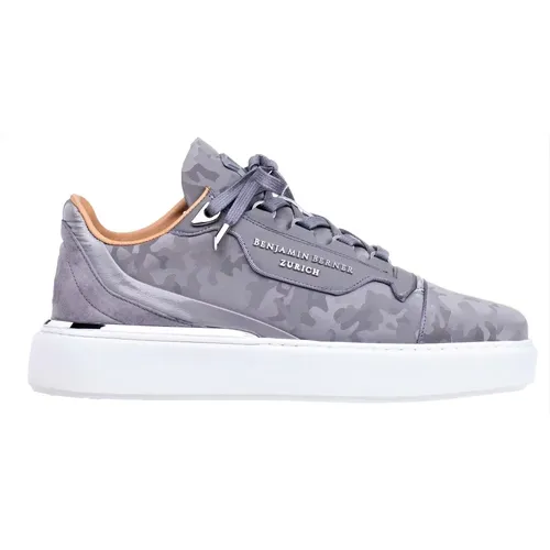 Steel Grey Camouflage Sneakers für Herren - Benjamin Berner - Modalova