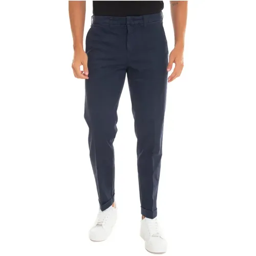 Slim Fit Chino with Roll Hem , male, Sizes: W40, W35, W36, W33, W32 - Fay - Modalova