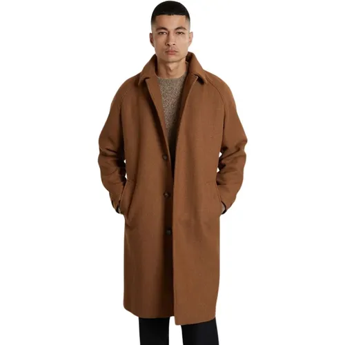 Single-Breasted Coats, male, , Size: XS Loose-Fitting Mac Coat with Raglan Sleeves - L'Exception Paris - Modalova