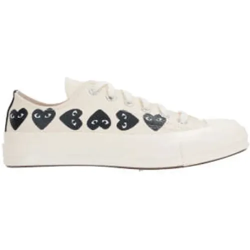 Sneakers, female, , Size: 8 1/2 US Low-Top Sneakers with Filip Pagowski Heart Print - Comme des Garçons Play - Modalova