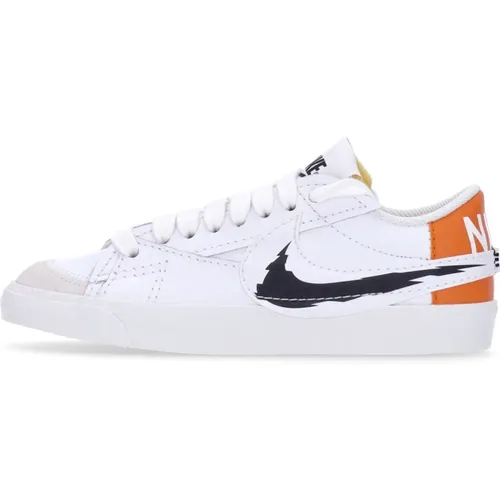 Sneakers, male, , Size: 5 US Jumbo Low-top Sneaker /Black/Orange - Nike - Modalova