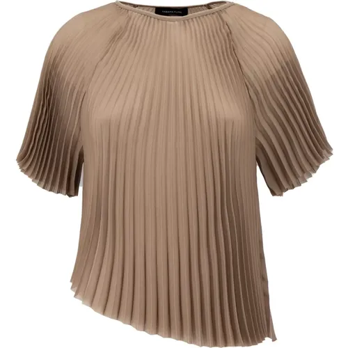 Blouses, female, , Size: XS Asymmetric Hem Pleated Top - Fabiana Filippi - Modalova