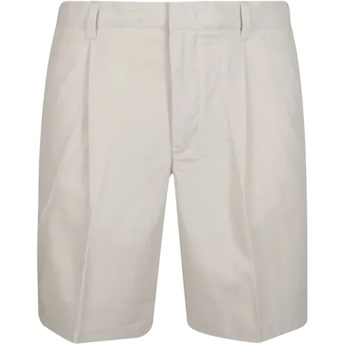 Stylish Bermuda Shorts for Men , male, Sizes: M, S, L - Emporio Armani - Modalova