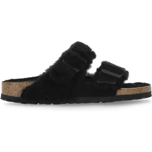 Sliders, female, , Size: 6 US Lamb Fur Sleepers with Logoed Buckles - Birkenstock - Modalova