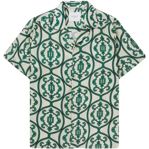 Ornament AOP Lyocell Shirt Ivory/Green , male, Sizes: L, M, XL, S - Les Deux - Modalova