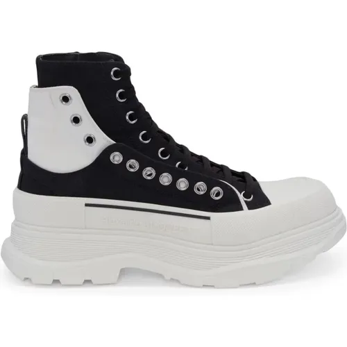 Czarny Tread Slick Ankle Boots , male, Sizes: 8 1/2 UK, 10 UK, 6 UK, 9 UK, 8 UK, 7 UK - alexander mcqueen - Modalova