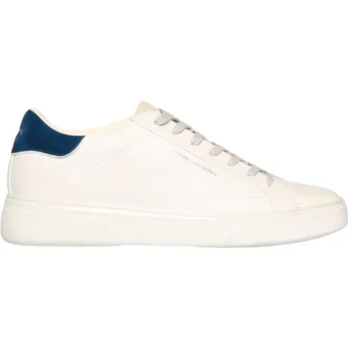 Essential 3.0 Stylische Sneakers - Crime London - Modalova