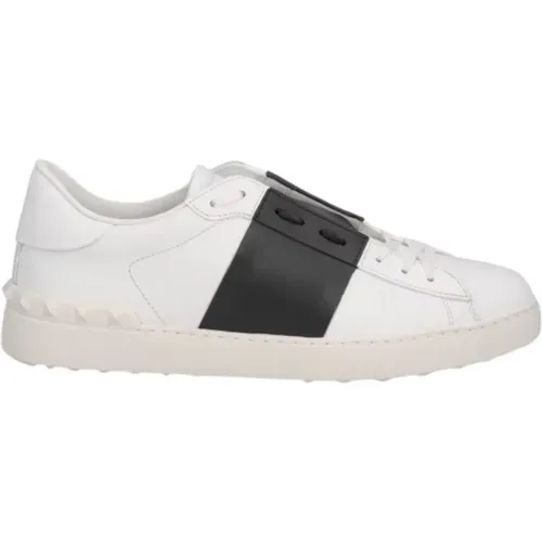Leather Sneakers with Stud Detail , male, Sizes: 8 UK, 9 UK, 8 1/2 UK, 7 1/2 UK, 11 UK, 10 UK, 6 UK, 9 1/2 UK, 7 UK, 6 1/2 UK - Valentino Garavani - Modalova