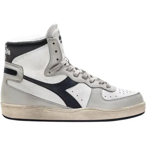 Sneakers, male, , Size: 5 US Vintage High Cut Sneakers - /High Rise - Diadora - Modalova