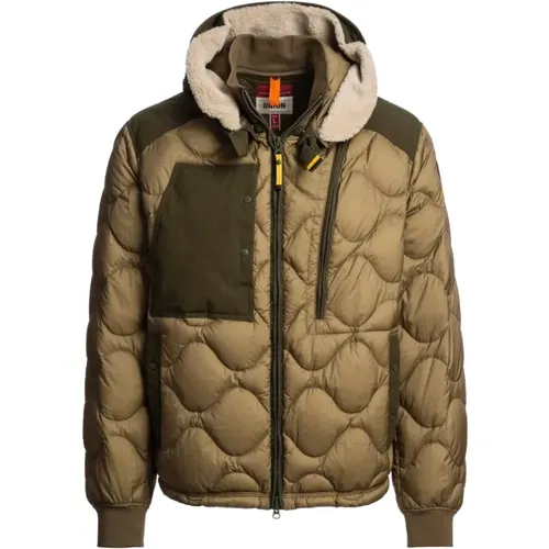 Down Jackets, male, , Size: L Olive Quilted Hooded Jacket - Parajumpers - Modalova