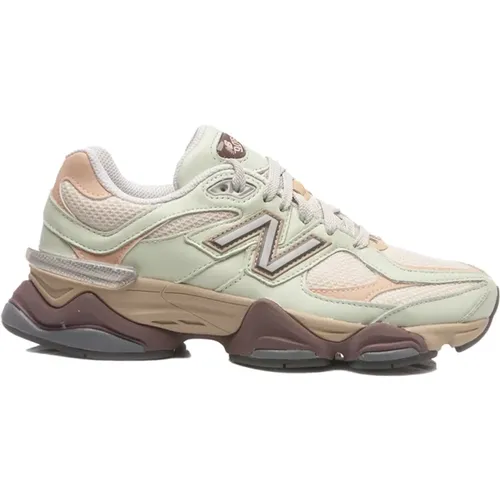 Multicolored Leather Sneakers , female, Sizes: 7 UK, 5 UK, 4 1/2 UK, 5 1/2 UK, 7 1/2 UK, 8 1/2 UK, 4 UK, 6 1/2 UK - New Balance - Modalova