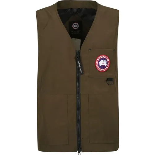 Vests, male, , Size: M Military Green Sleeveless Vest - Canada Goose - Modalova