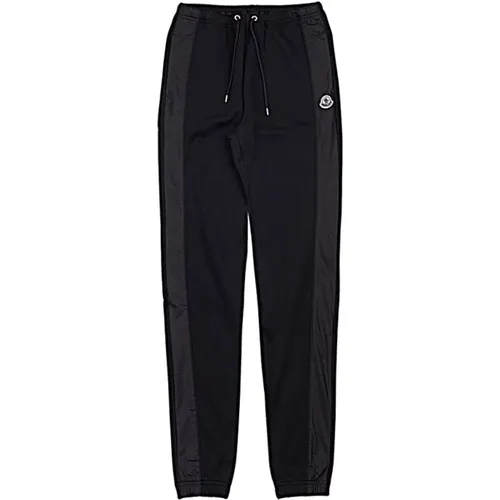 Sweatpants, male, , Size: M Stylish Pants for Men - Moncler - Modalova