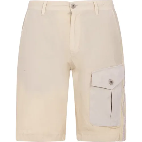 Bermuda Shorts , male, Sizes: L - Ten C - Modalova