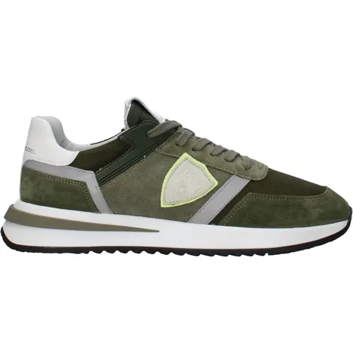 Sneakers, male, , Size: 14 US Leather Athletic Sneakers with Logo - Philippe Model - Modalova