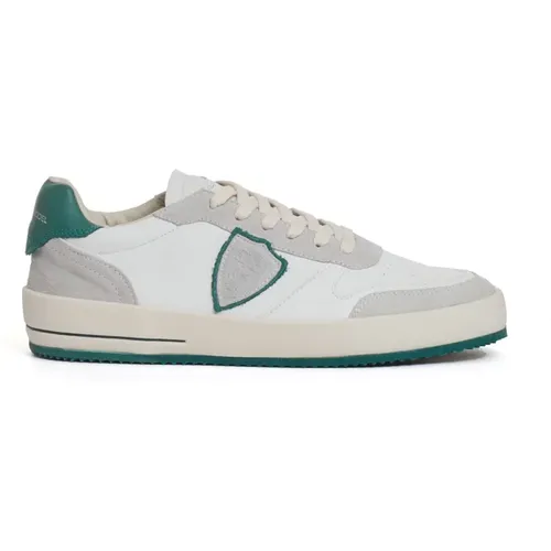 White Leather Sneakers with Green Spoiler , male, Sizes: 9 UK, 6 UK, 10 UK, 8 UK, 7 UK - Philippe Model - Modalova