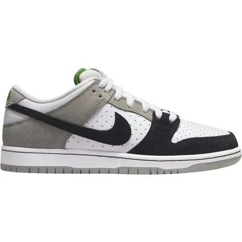 Limitierte Auflage Chlorophyll Dunk Low , Herren, Größe: 36 EU - Nike - Modalova