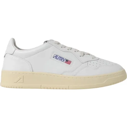 Sneakers, male, , Size: 11 US Medalist Low Top Sneaker - Autry - Modalova