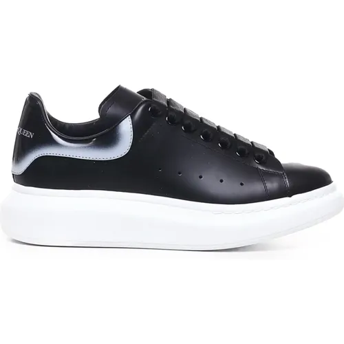 Sneakers, male, , Size: 6 US Leather Sneakers with Oversized Sole - alexander mcqueen - Modalova