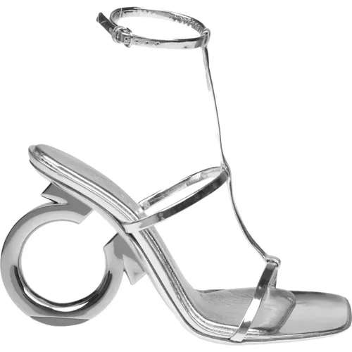 Gancini Heel Sandal in Silver Leather , female, Sizes: 4 1/2 UK, 2 1/2 UK, 5 1/2 UK, 4 UK, 5 UK, 3 1/2 UK - Salvatore Ferragamo - Modalova