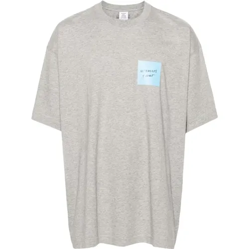 Grey Sticker Logo T-Shirt , male, Sizes: S, XS, M - Vetements - Modalova