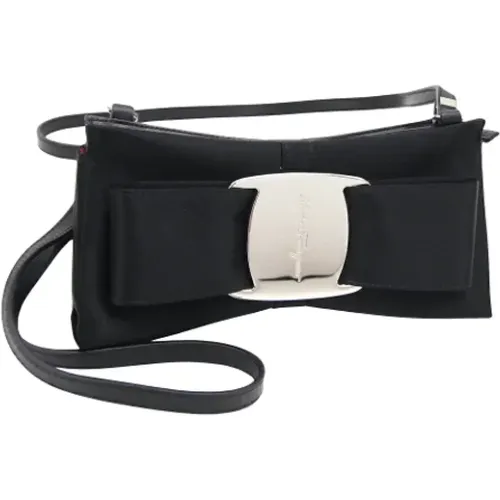 Pre-owned Cross Body Bags, female, , Size: ONE SIZE Pre-owned Canvas shoulder-bags - Salvatore Ferragamo Pre-owned - Modalova