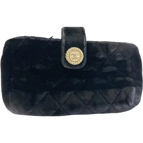 Pre-owned Suede clutches , female, Sizes: ONE SIZE - Chanel Vintage - Modalova