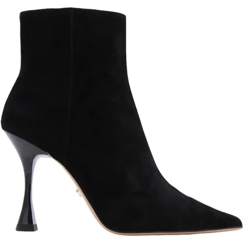 Stylish Ankle Boots for December , female, Sizes: 7 UK, 6 UK, 5 UK, 8 UK - Lola Cruz - Modalova