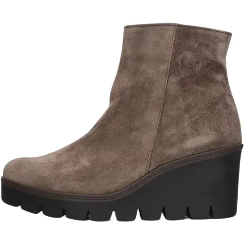 Taupe Wildleder Keil Stiefeletten , Damen, Größe: 39 EU - Gabor - Modalova