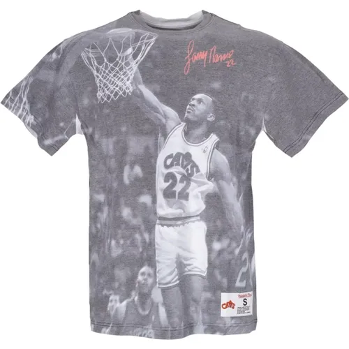 T-Shirts, male, , Size: XL NBA Above the Rim Tee - Mitchell & Ness - Modalova