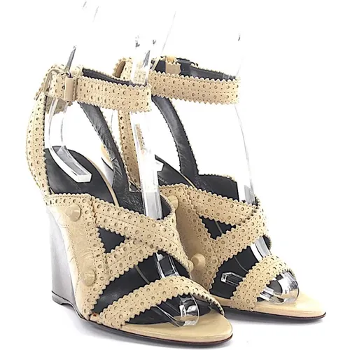Elevate Summer Style with Wedge Sandals , female, Sizes: 4 UK - Balenciaga - Modalova