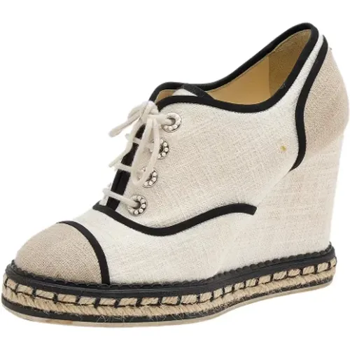 Pre-owned Canvas sneakers , female, Sizes: 3 1/2 UK - Chanel Vintage - Modalova