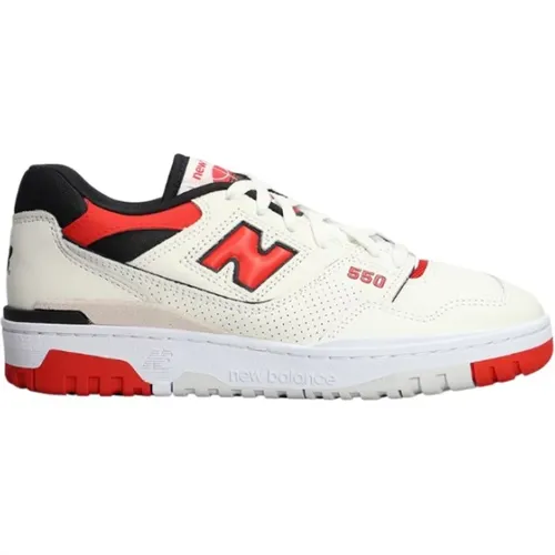 Red Flat Sneakers 550 Inspired by 80s and 90s Basketball Models , male, Sizes: 5 1/2 UK, 4 1/2 UK, 6 1/2 UK - New Balance - Modalova